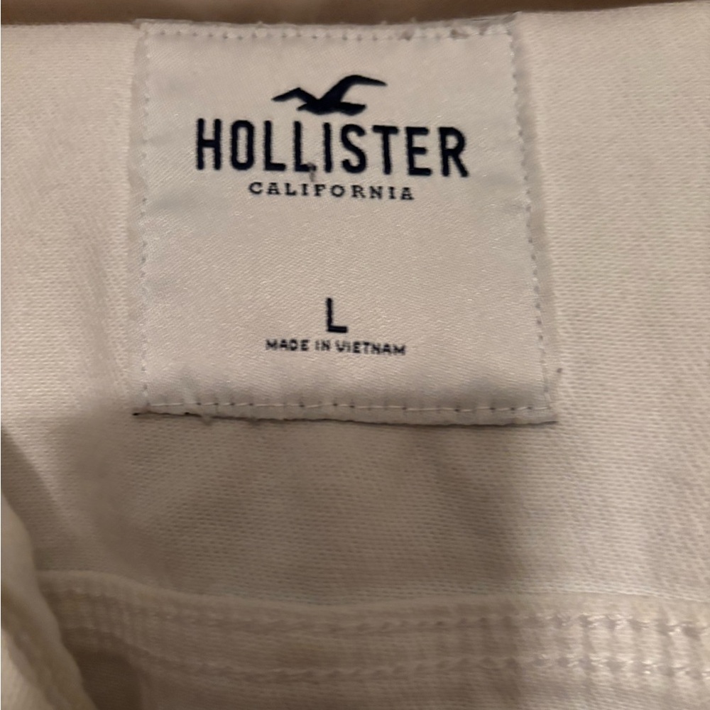 LIKE NEW Hollister Women's White Distressed Jean Jacket - Picture 2 of 9